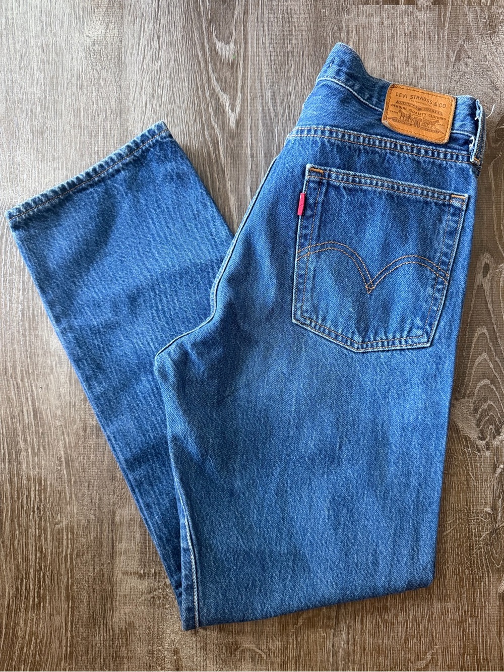 NWOT Levi's Women’s Premium Wedgie Straight Jeans Size 28